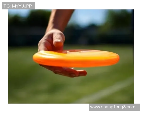 重庆飞盘队灵活性变革引发热议助力飞盘运动新风潮